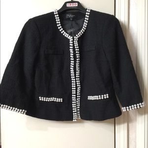 Women’s Pearl accented blazer